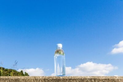ペットボトル症候群と歯の健康リスク【夏に気をつけたい】のアイキャッチ画像